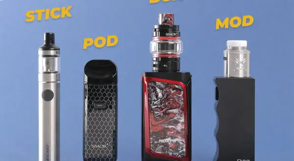 Quatre cigarettes électroniques : un stick argenté, un pod noir, un box mod rouge et noir, et un mod noir.