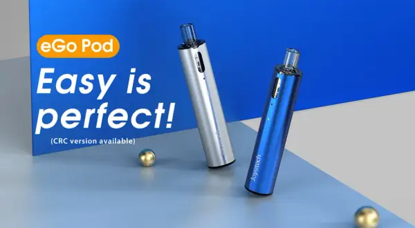Deux eGo Pod, un argenté et un bleu, sur fond bleu et gris. "Easy is perfect!" en blanc.