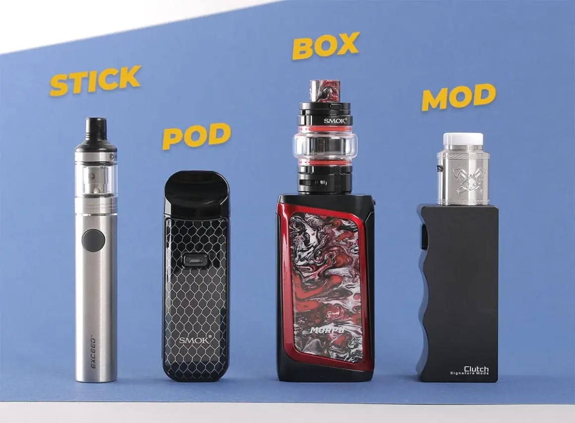 Quatre appareils de vapotage : un stick, un pod, une box et un mod. Ces cigarettes électroniques offrent différentes expériences de vape.