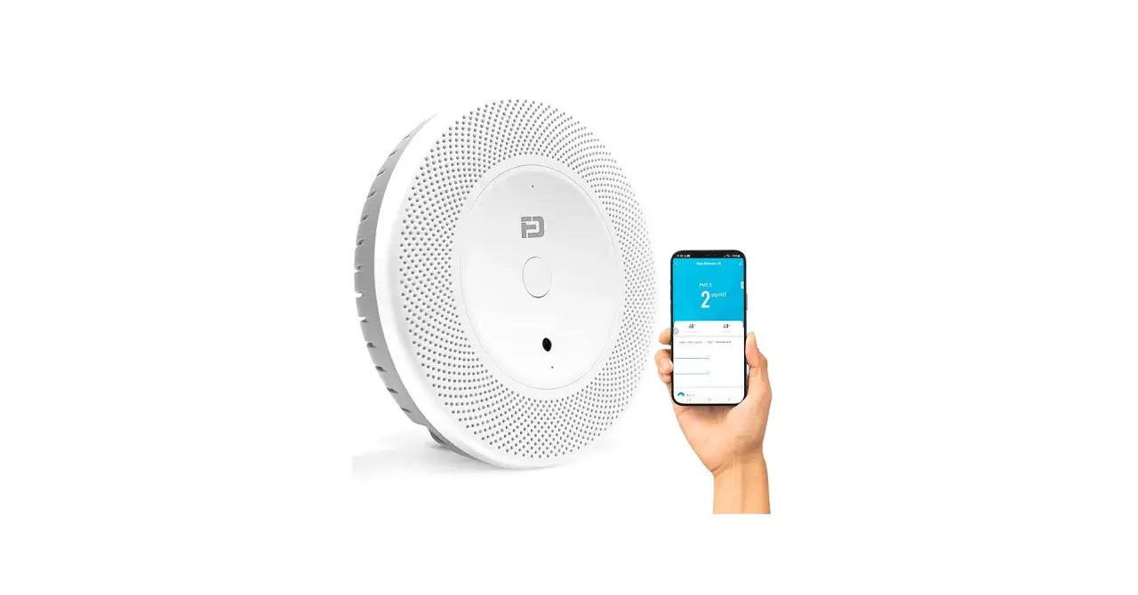 Détecteur de fumée intelligent, il surveille la qualité de l'air. Il est connecté à une application mobile, utile même si vous utilisez une cigarette électronique.