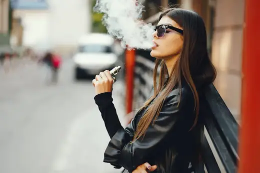 La cigarette électronique fait-elle grossir ? Ce qu’il faut savoir
